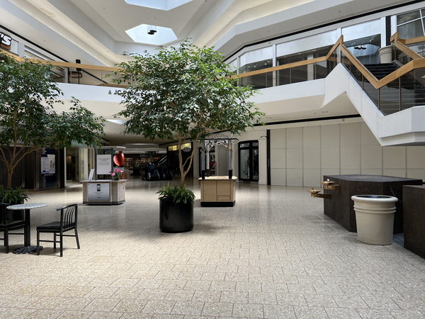 Lakeside Mall - July 22 2022